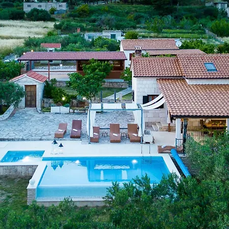 Jure Villa